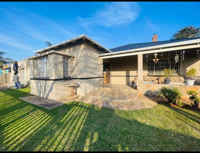 3 BEDROOM HOUSE FOR SALE IN BRAKPAN CENTRAL